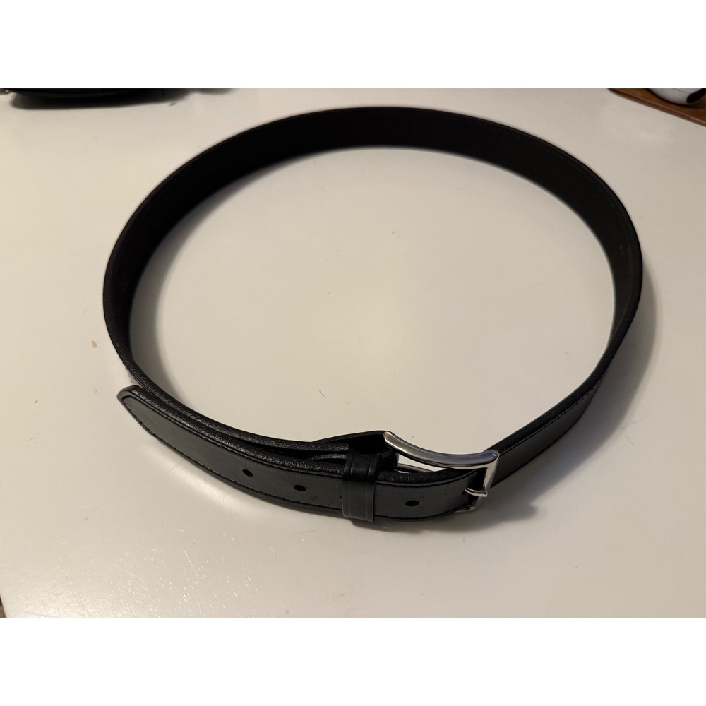 DeSantis USA B12 Black Leather Classic Belt Silver‎ Buckle Mens Size 44